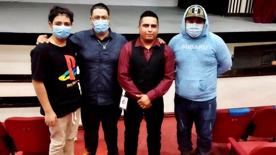 Presentan cortometraje en el teatro de la ciudad Adolfo López Mateos