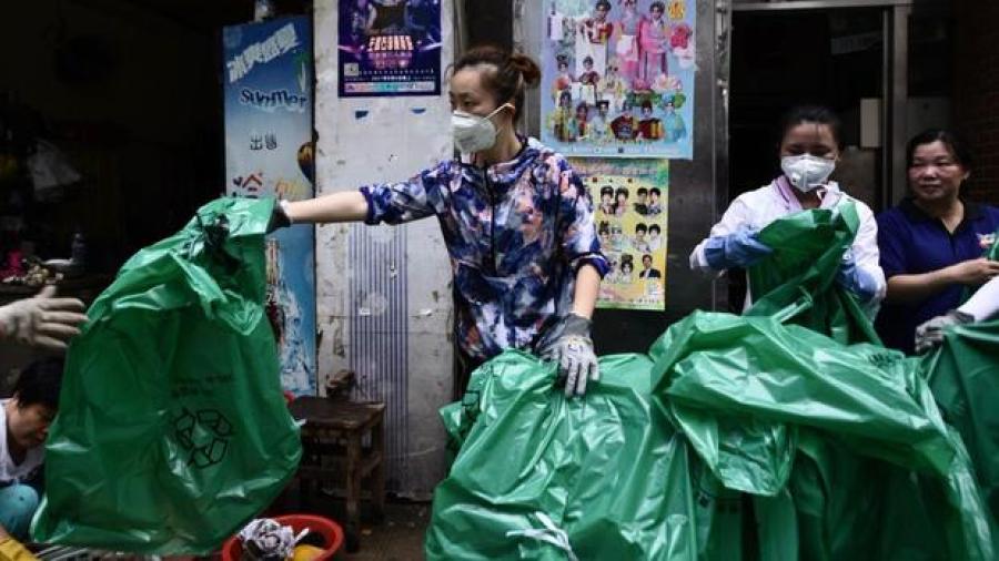 Tifón 'Mawar' provoca desalojo de 70 mil personas en China