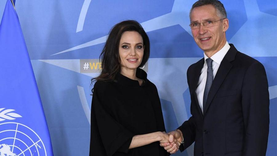 Angelina Jolie con OTAN contra la violencia sexual