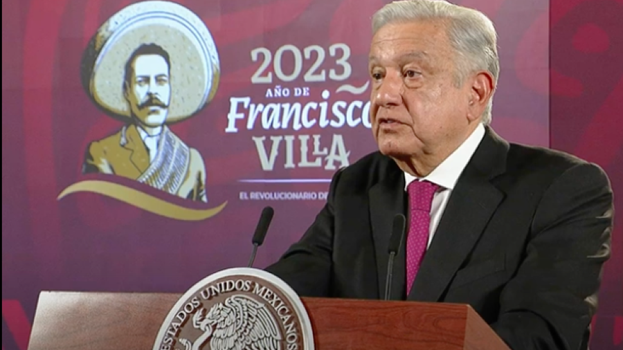 Critica AMLO reforma migratoria de gobernador de Florida; llama a no votar por él