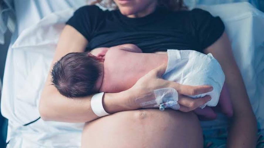 Legislatura de Texas aprueba cobertura post natal con Medicaid