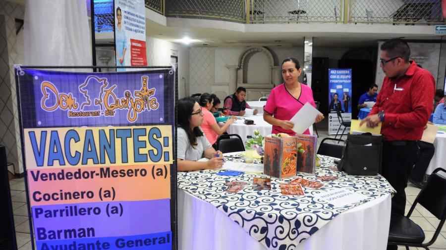 Celebran en Mante Primera Feria de Empleo