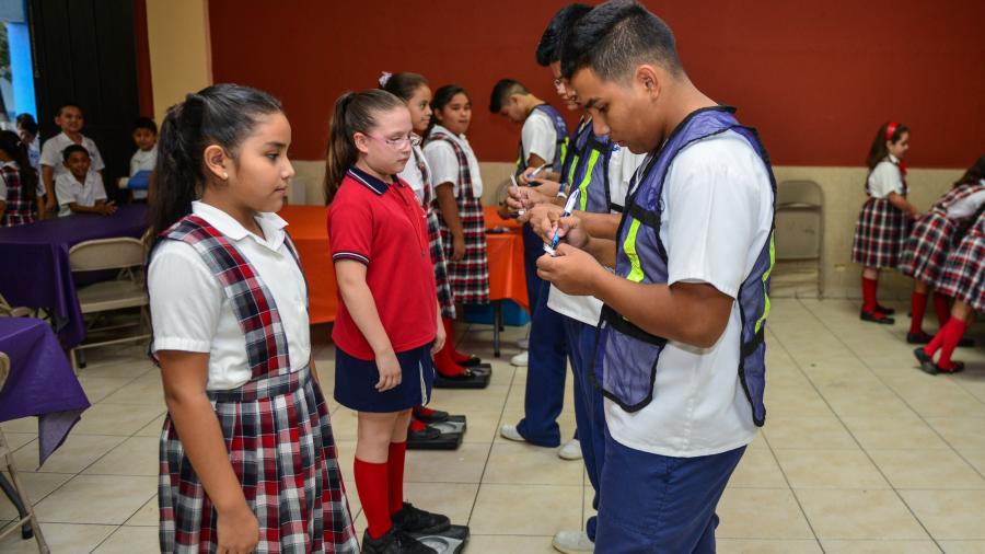 Impulsan programa para combatir la obesidad infantil