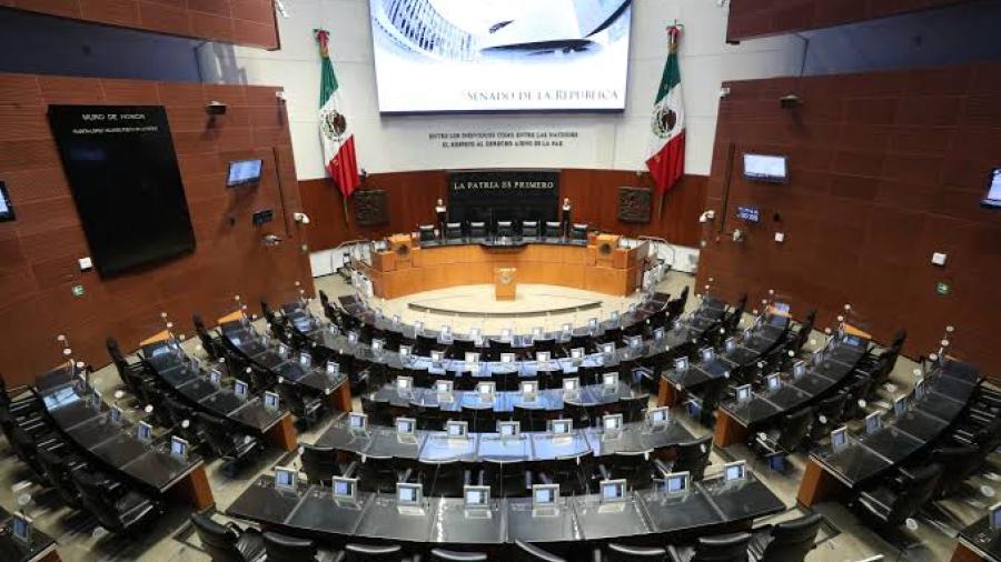 Aprueban en lo general reformas a Ley de Amparo; oposición acusa