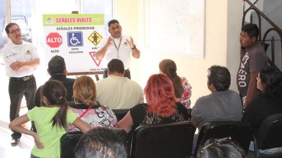 En Río Bravo implementan curso para conductores de transporte escolar 