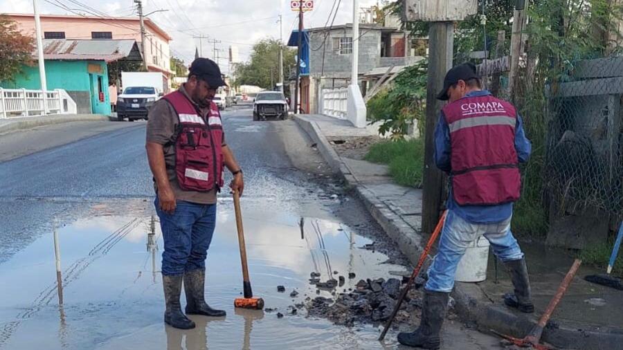Resuelve COMAPA fugas de agua potable