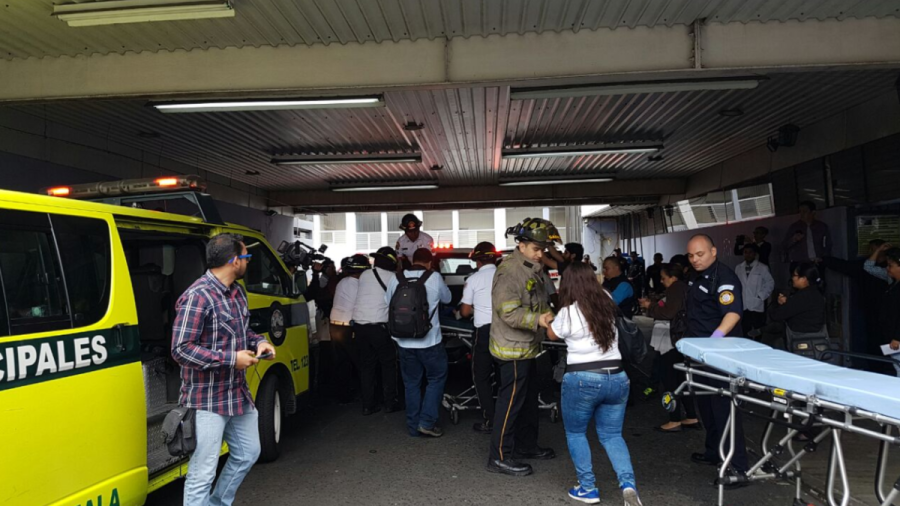 Fallecen 19 personas en albergue de Guatemala por incendio 