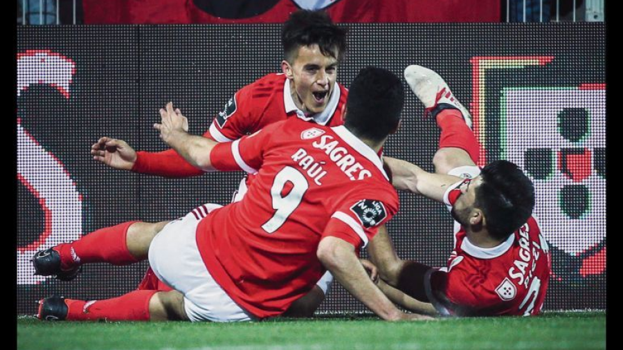 Benfica van por la cima en la Liga de Portugal 