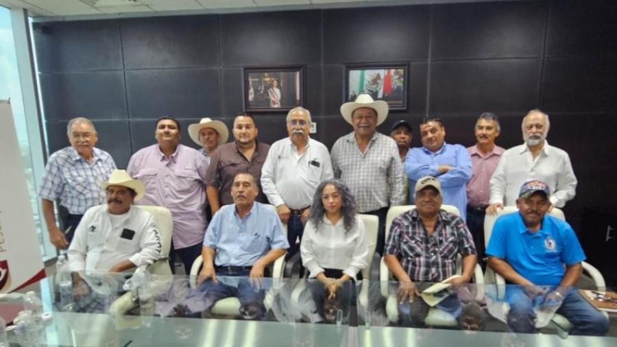 Se reúne secretario de Desarrollo Rural con productores agrícolas