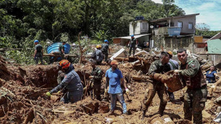 Lluvias en sureste de Brasil deja 65 muertos