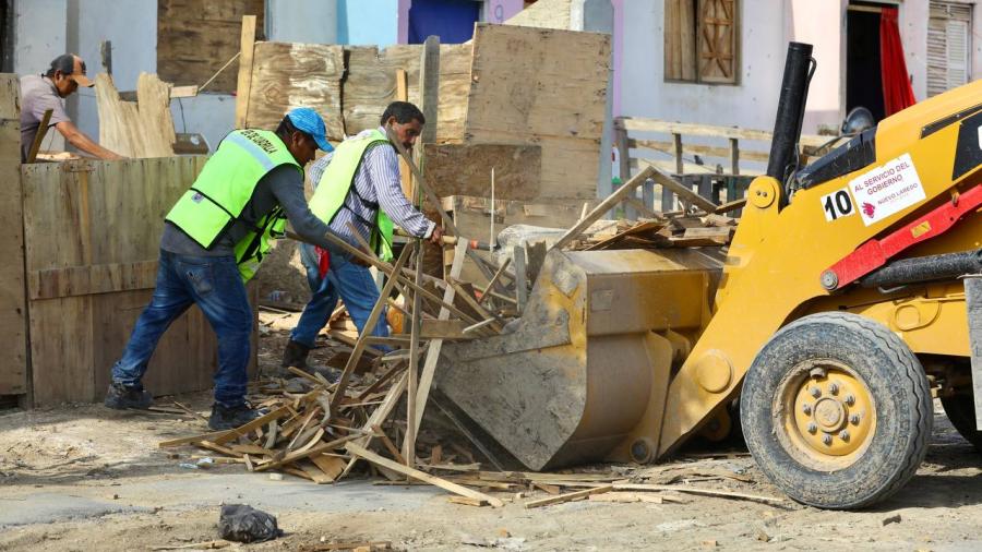 Colaboran ciudadan&iacute;a y Gobierno Municipal para asear Nuevo Laredo 