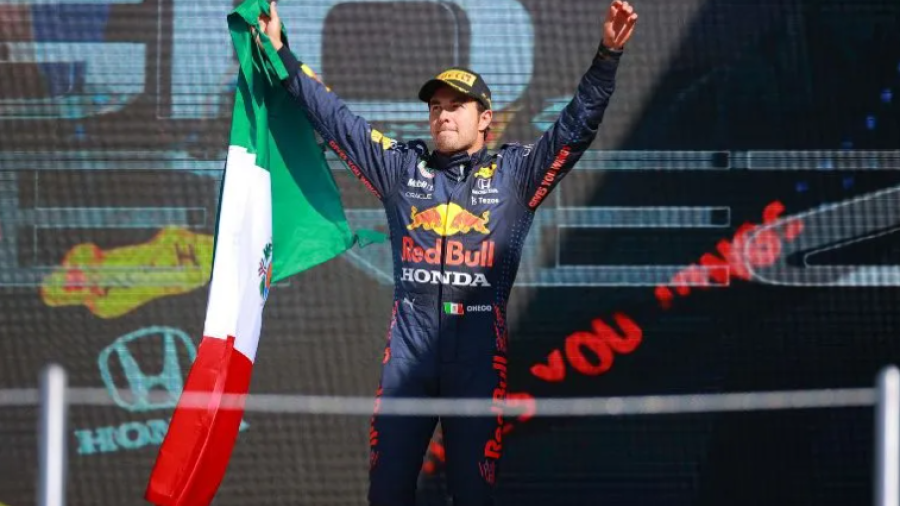 "Checo" Pérez protagoniza póster de "Drive To Survive", de Netflix
