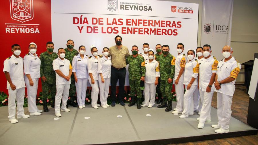 Las y los enfermeros son un pilar importante para el país: Carlos Peña Ortiz