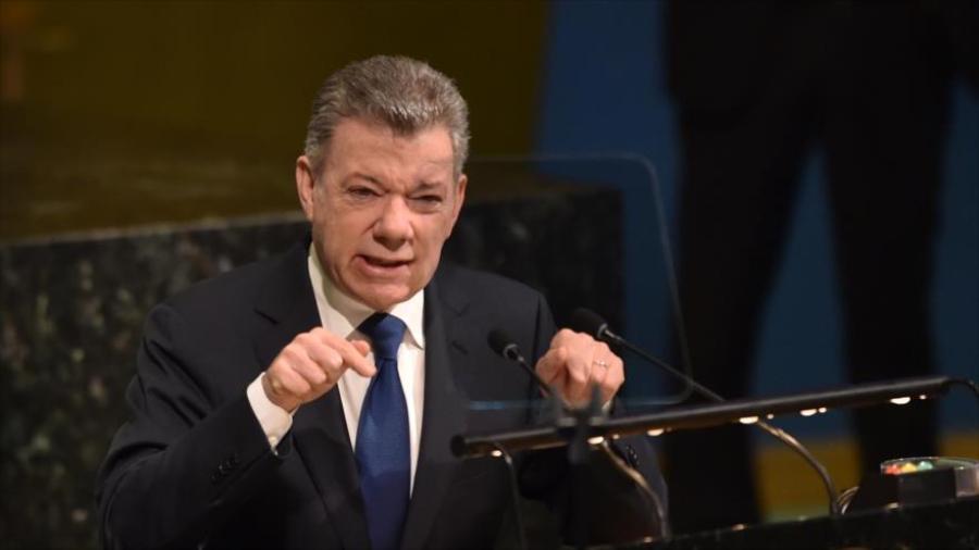Reducir la informalidad laboral un reto para Colombia: Santos