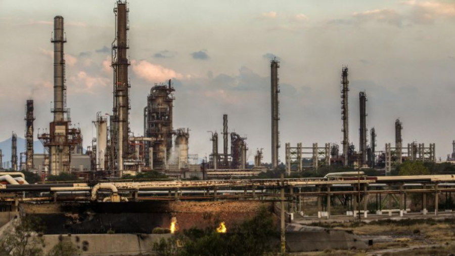 EU ya autorizó a PEMEX la compra de la refinería Deer Park, confirma AMLO 