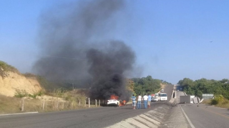 Accidente en la carretera federal deja 2 muertos en Oaxaca