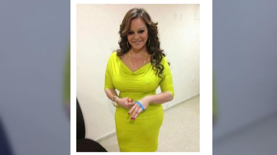 Foto de Jenni Rivera sin sostén causa sensación a 6 años de su muerte