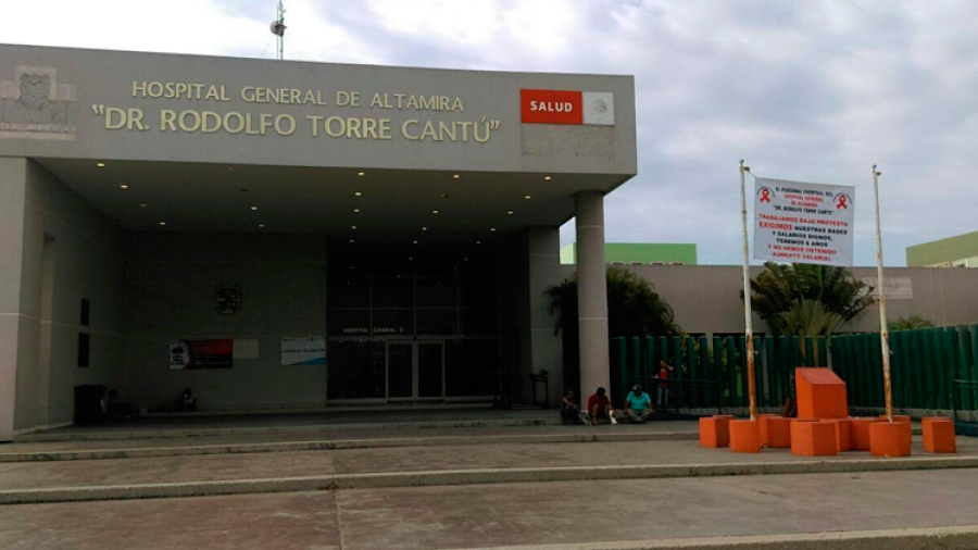 Protestan trabajadores de Hospital Rodolfo Torre, sin faltar a trabajar