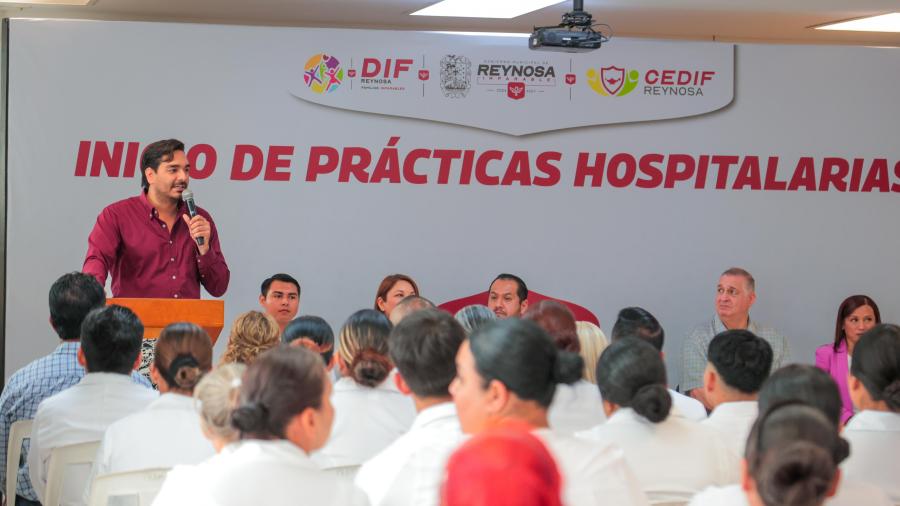 Ofrece Alcalde Carlos Peña Ortiz oportunidad de crecimiento y aprendizaje con prácticas hospitalarias
