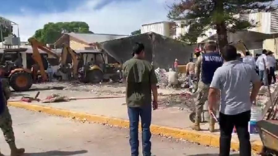 Suman 11 fallecidos por derrumbe en Ciudad Madero