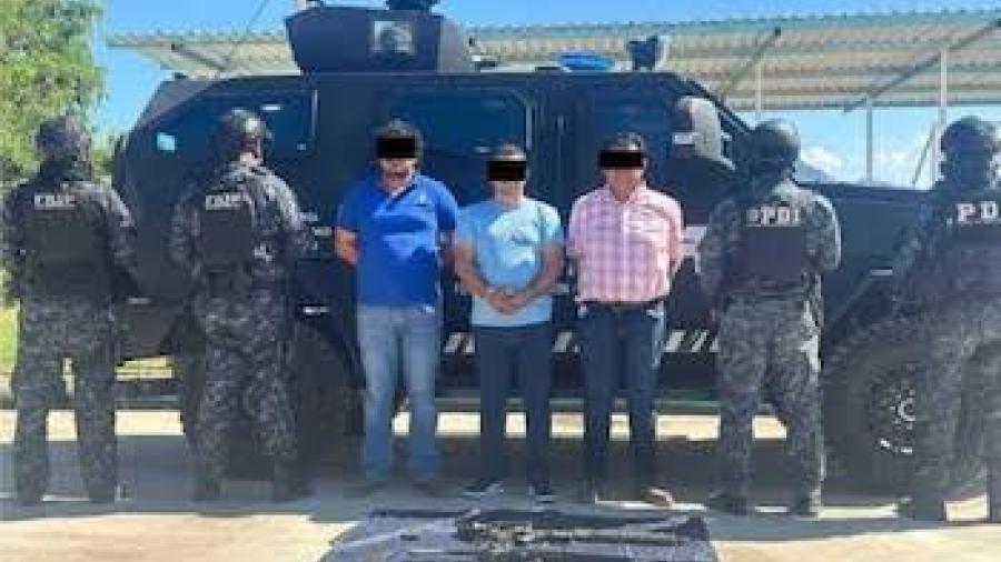 Detienen a Alcalde de Comalapa, Chiapas por corrupción; le investigan por desaparición, extorsión y homicidio