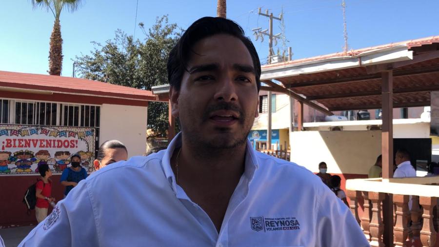 Atiende Municipio necesidades de escuelas 