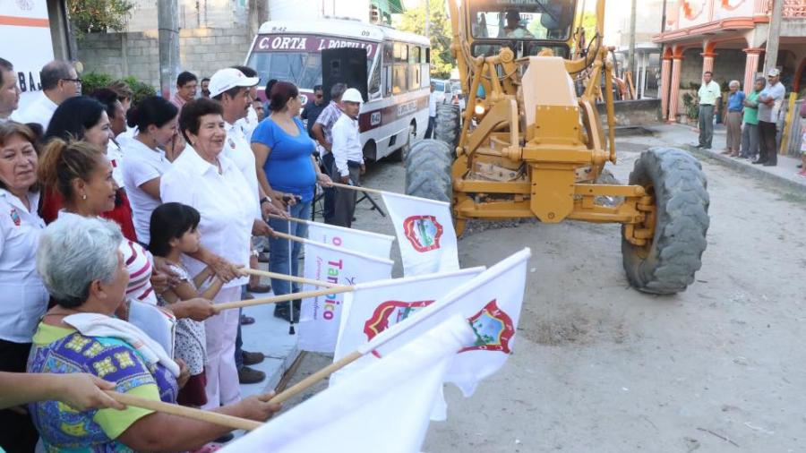 Continuán trabajos de pavimentación en Tampico