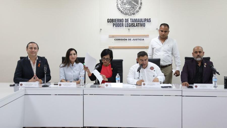 Entregan a la Comisión de Justicia la terna final para la Fiscalía General de Justicia 