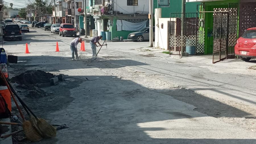 Rehabilita Municipio vialidades en 5 colonias 