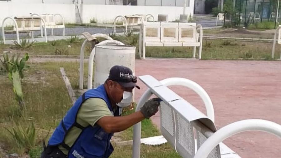 Desarrolla Municipio labores de mantenimiento de áreas verdes