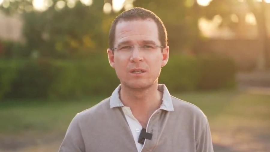 "Son casas donadas", responde Ricardo Anaya a las acusaciones de la FGR 