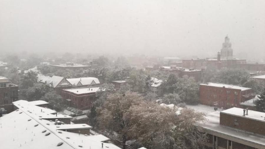 Primera nevada de la temporada cae en Colorado