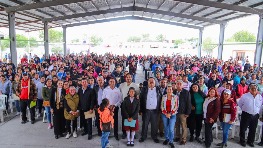 Más estudiantes en Reynosa reciben Becas del Gobierno de Carlos Peña Ortiz 