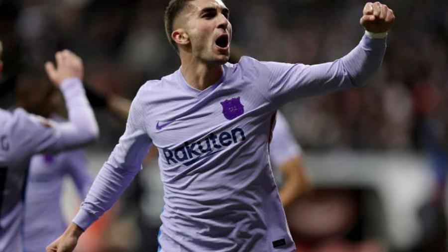 El Barça sufre y empata ante Frankfurt en Alemania 