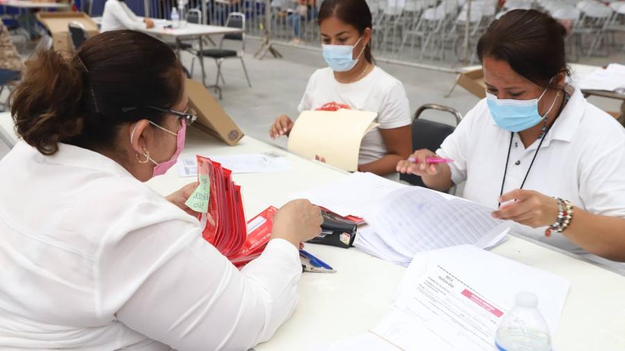 Anuncia Gobierno Municipal fechas de entrega para tarjeta bancaria de beca 'Una Nueva Era'