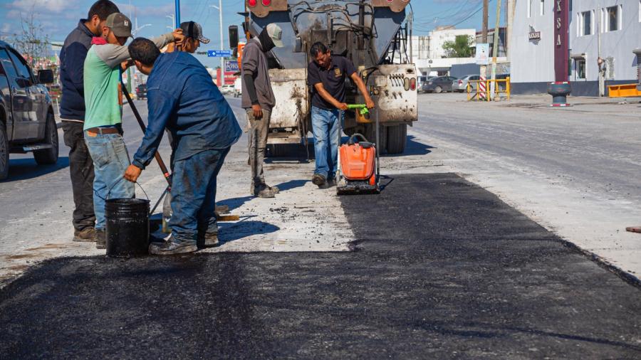 Mantiene Secretaría de Desarrollo Urbano acciones  de bacheo en distintos puntos de la ciudad