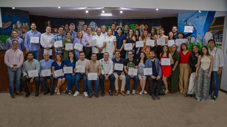 Reconoce Gobierno de Matamoros a médicos y médicas que participan en campaña 