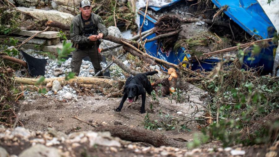 Inundaciones en Texas dejan más de 100 muertos; continúa la búsqueda de 161 personas