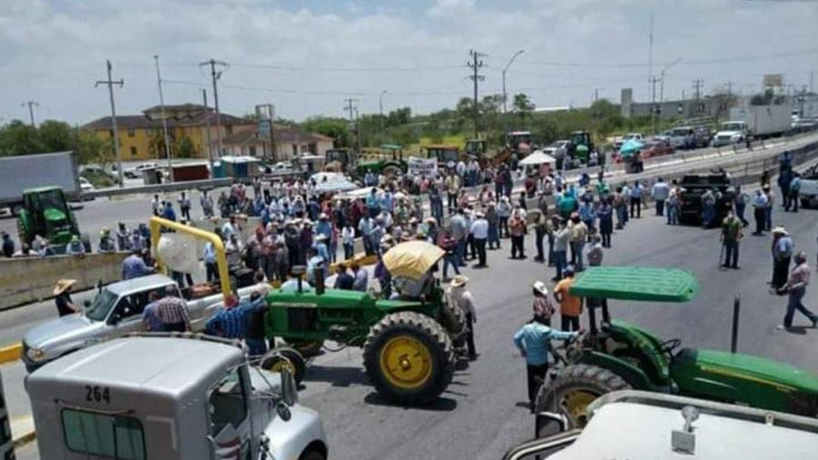 Productores retiran bloqueo de Puente Internacional Reynosa-Pharr