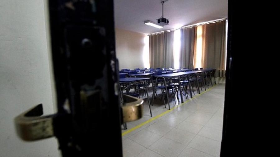 Justicia chilena multa a colegio por discriminar a niño con síndrome de Down