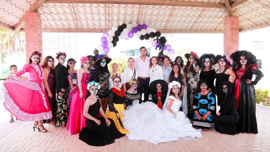 Realiza CEDIF Reynosa exhibición de catrinas