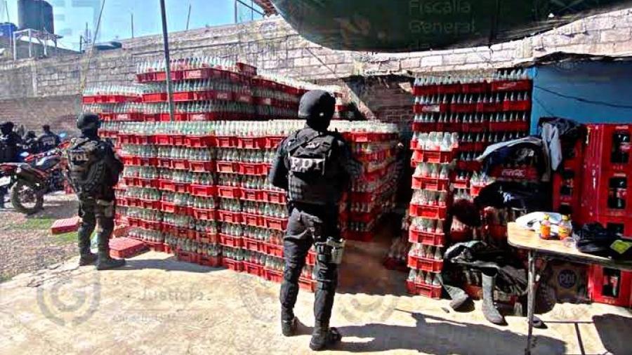 Localizan predio donde envasaban Coca-Cola pirata en CDMX