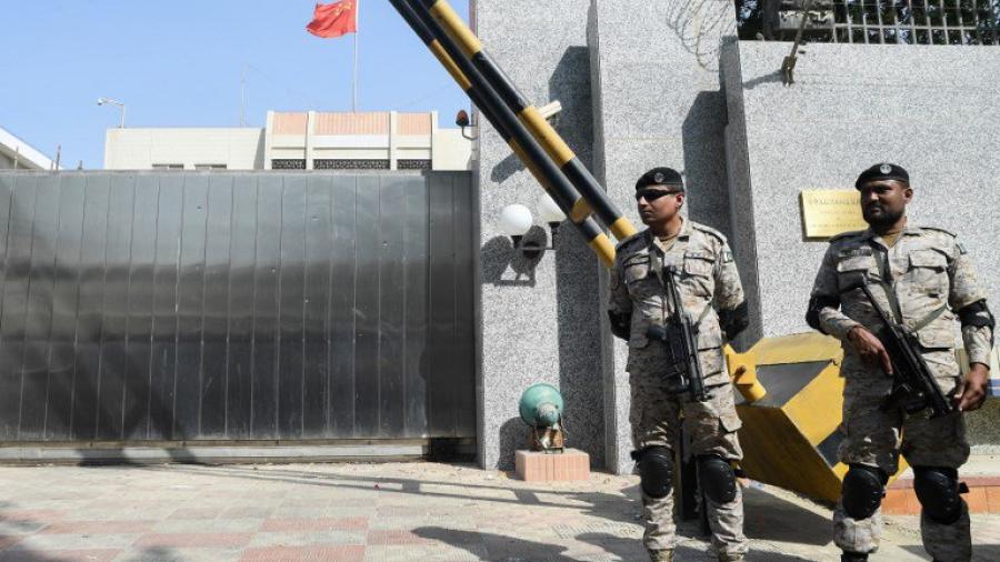 Ataque contra consulado chino en Karachi deja cinco muertos