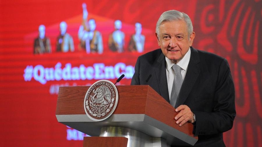 Maestros, Covid-19, noticias falsas, esto y más en conferencia matutina de AMLO