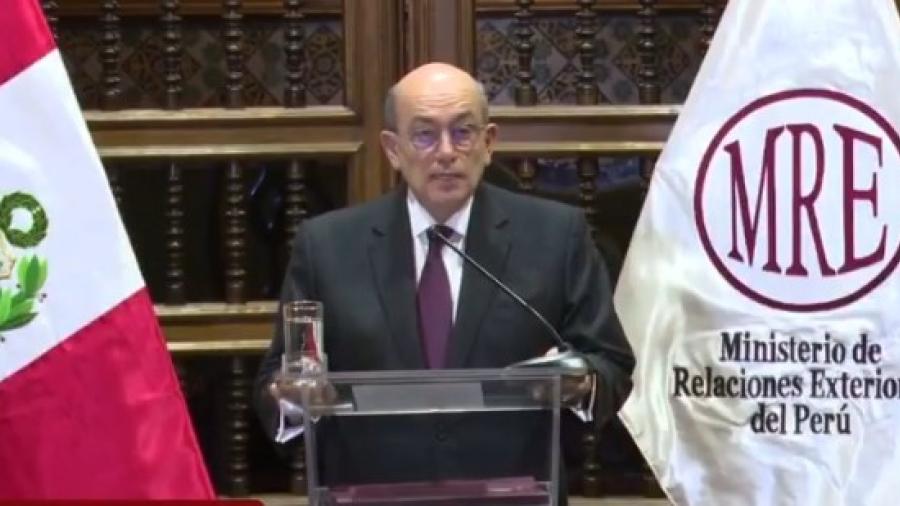 Perú rompe relaciones diplomáticas con México