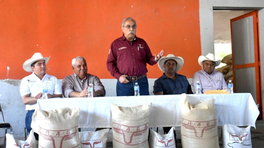 Reciben insumos productores pecuarios del altiplano