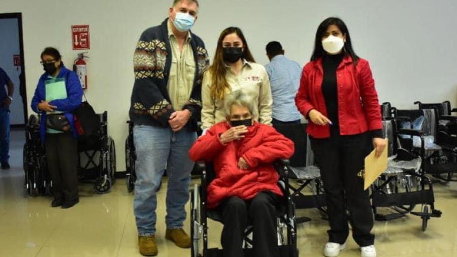 Entrega DIF Reynosa sillas de ruedas y aparatos funcionales 