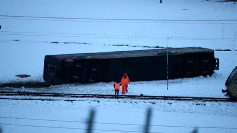 Al menos ocho heridos tras descarrilar un tren en Suiza