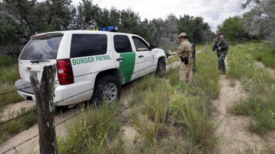 Rescatan en Laredo, Texas a siete indocumentados