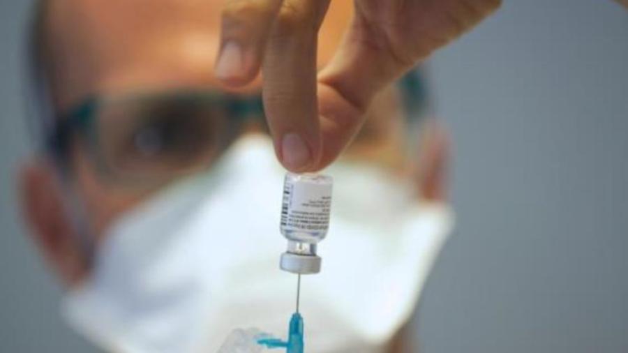 Pfizer planea entregar a México la mitad de las 400 mil vacunas contra COVID-19: AMLO 